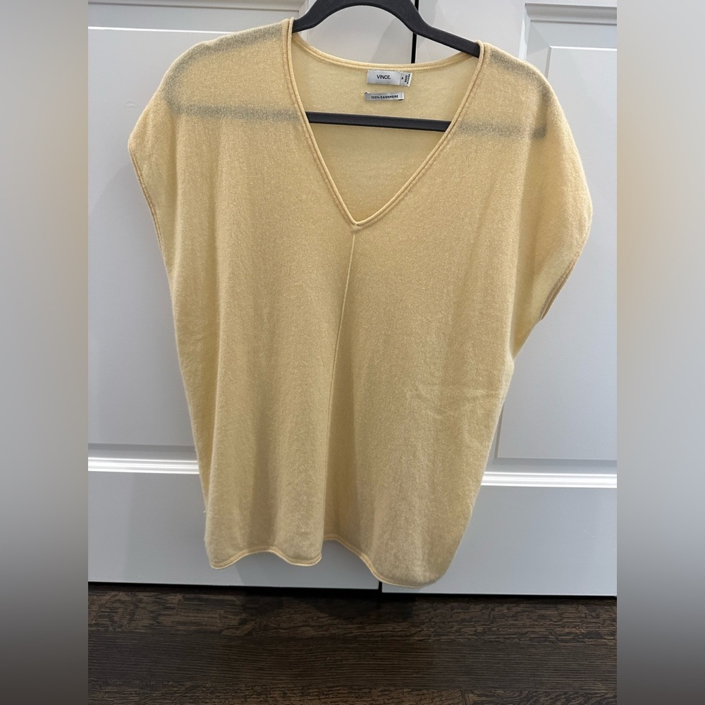 Vince Light Yellow Cashmere Shortsleave Sweater